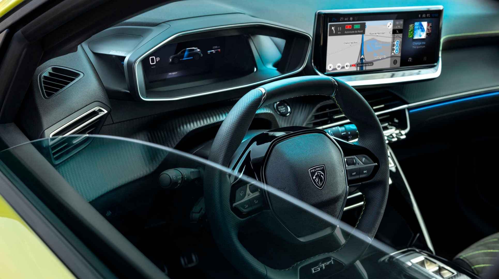 Peugeot-208-hybride-électrique-interieur-citadine-privas-ardèche
