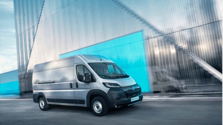 design-exterieur-utilitaire-diesel-peugeot-boxer-privas-ardèche