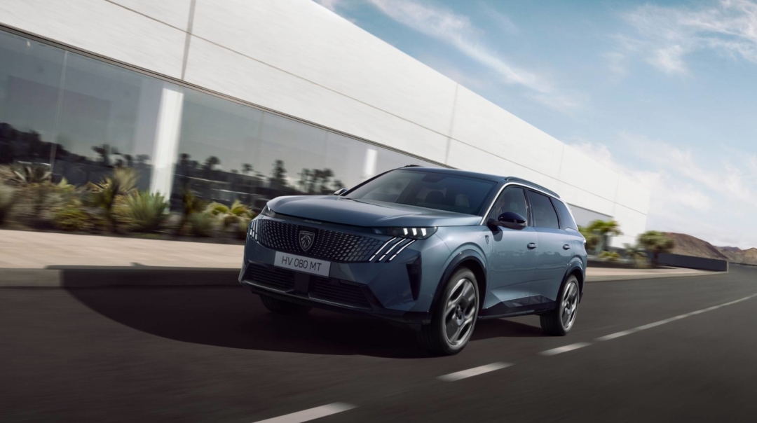 peugeot-suv-E-5008-électrique-privas-ardèche