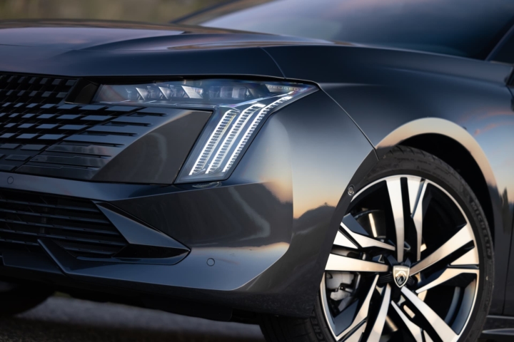 peugeot-508-hybride-valence