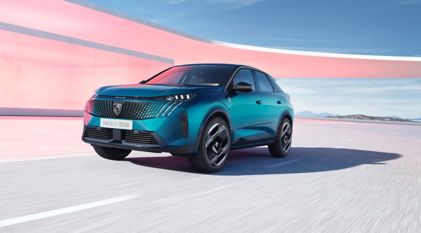 PEUGEOT_E_3008-privas-suv-electrique-ardèche