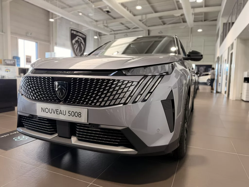 Famille et Évasion : comment choisir le SUV idéal pour vos trajets en Ardèche ?